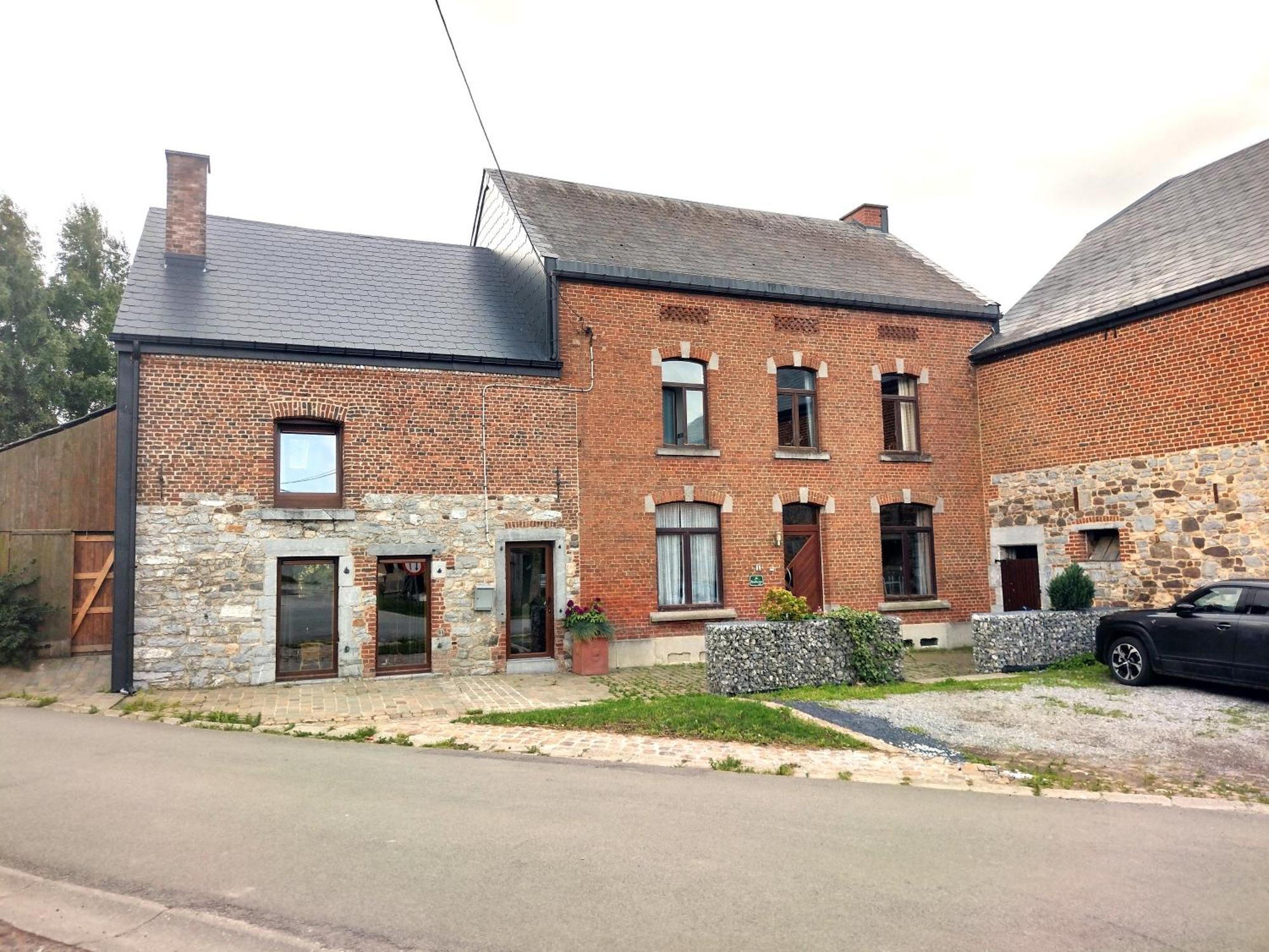 Au Randonneur - B&B Thuin 外观 照片
